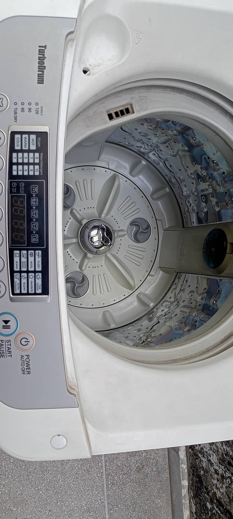 LG -10 KG fully automatic Washing machine 2