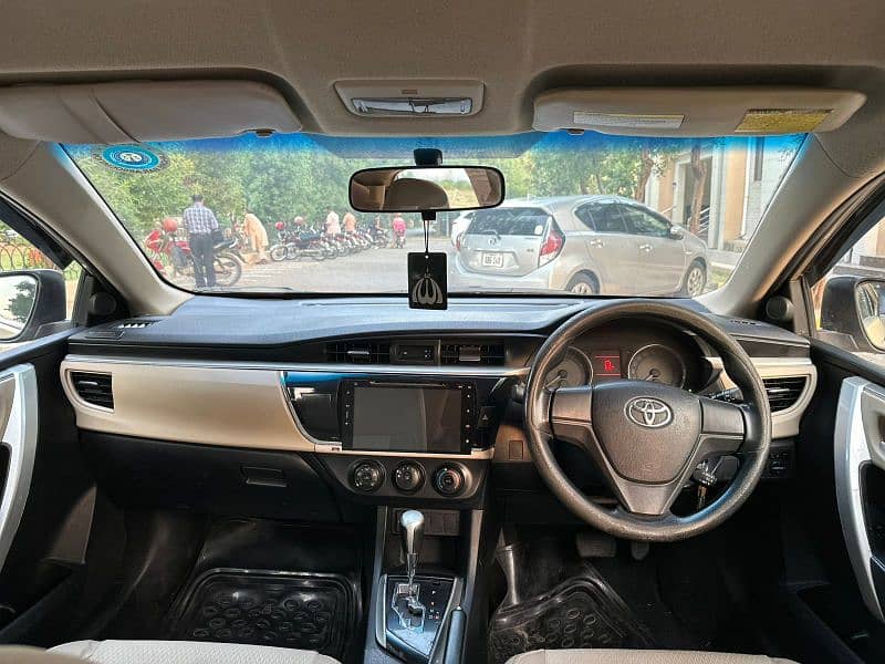 Toyota Corolla Altis 2015 8