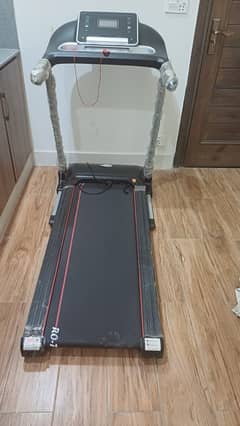 Rotox Auto Incline Treadmill RX-40A, Occasionally Used