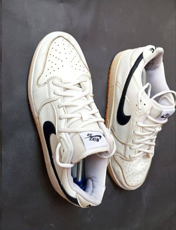 Nike sb dunk Low canvas white gum black 1