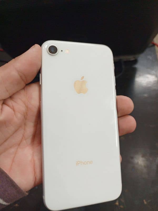 IPhone 8 Non PTA 64GB 2