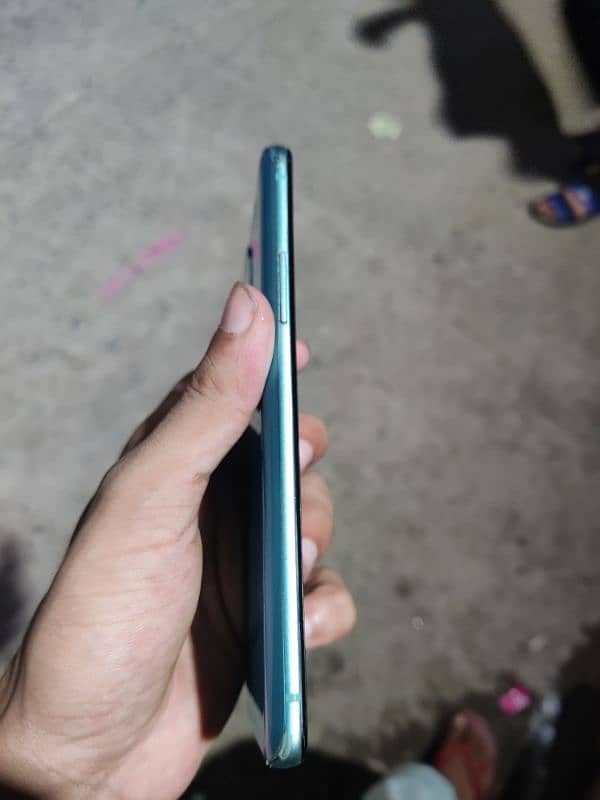 oneplus 8t 12 256  urgent sale 4