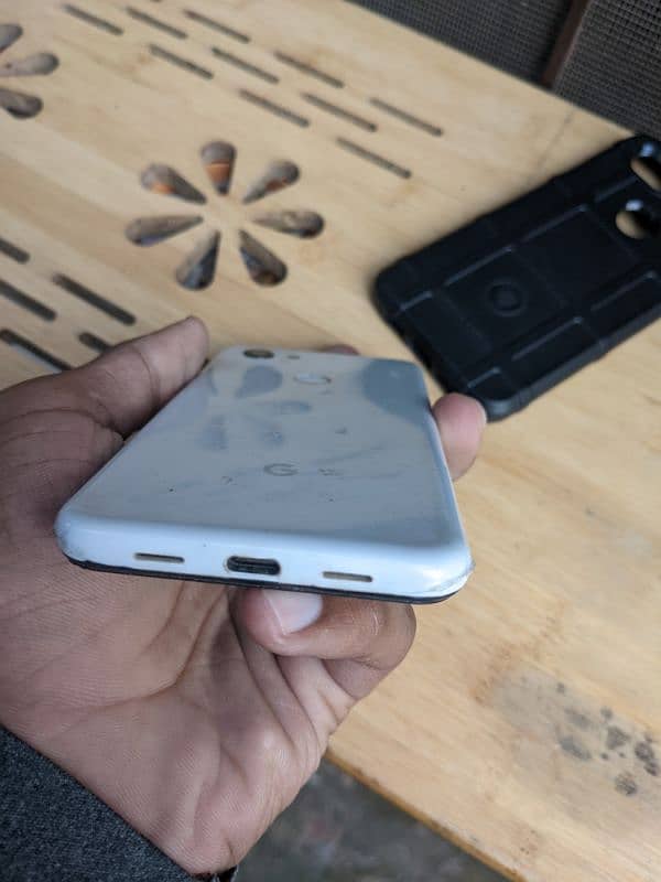 Google Pixel 3A For Sale [4+64]GB.    sim card ok he 1