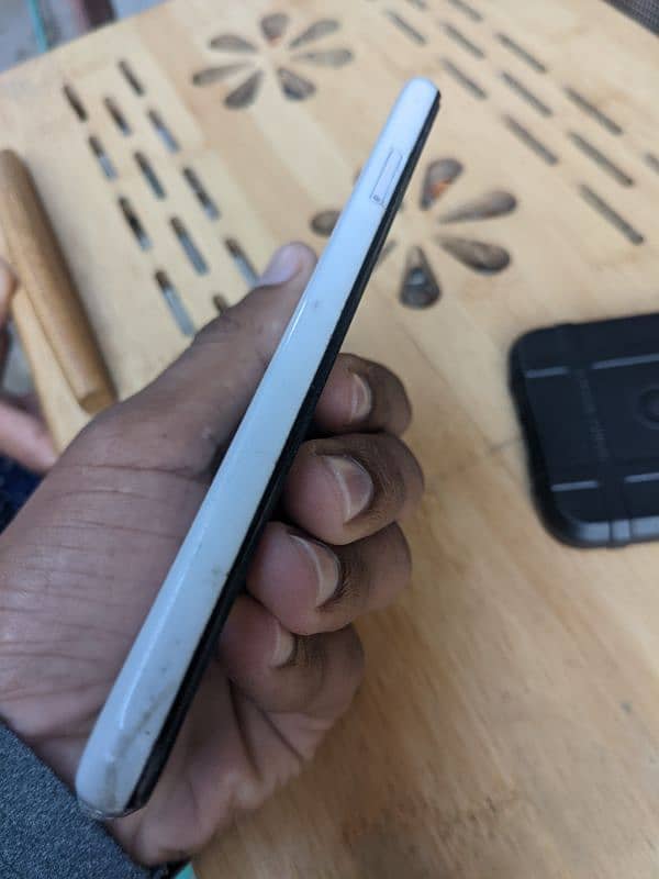 Google Pixel 3A For Sale [4+64]GB.    sim card ok he 4