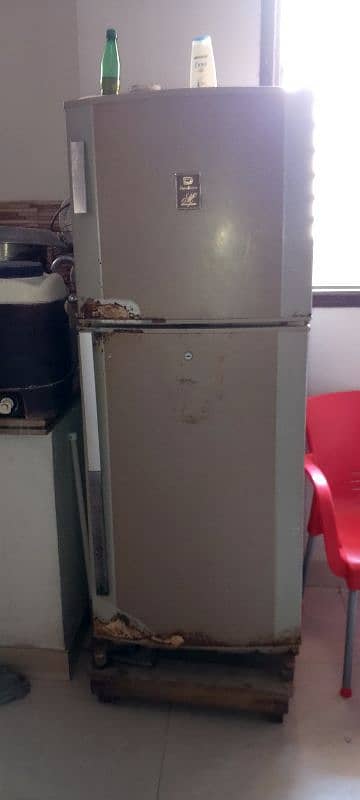 Dowlance Fridge working condition 3