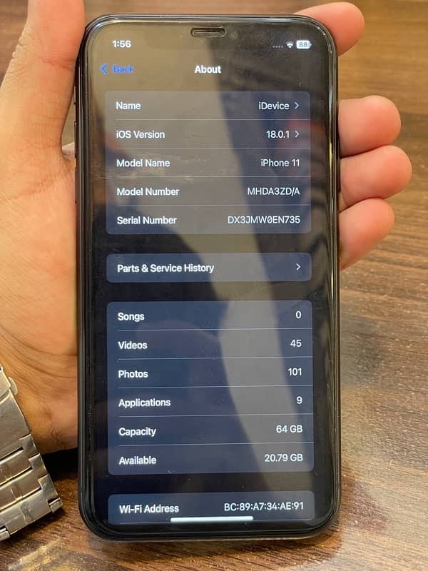 iphone 11 factory unlock. 64gb 100% bettery health Non active 7