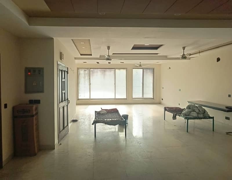 7 Marla 1st Floor Office For Rent In DHA Phase 2,Block Q, Lahore. 1