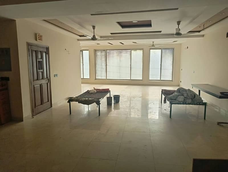 7 Marla 1st Floor Office For Rent In DHA Phase 2,Block Q, Lahore. 2