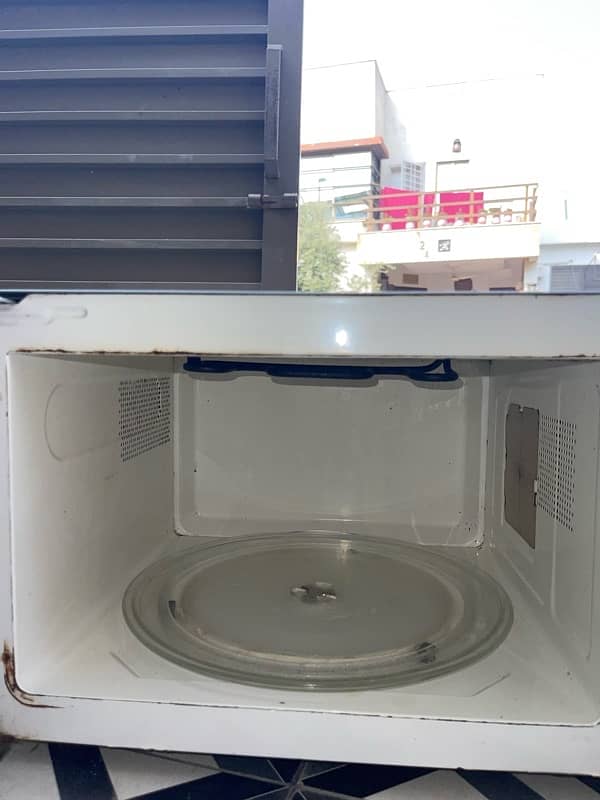 Dawlance Microwave for sale 3