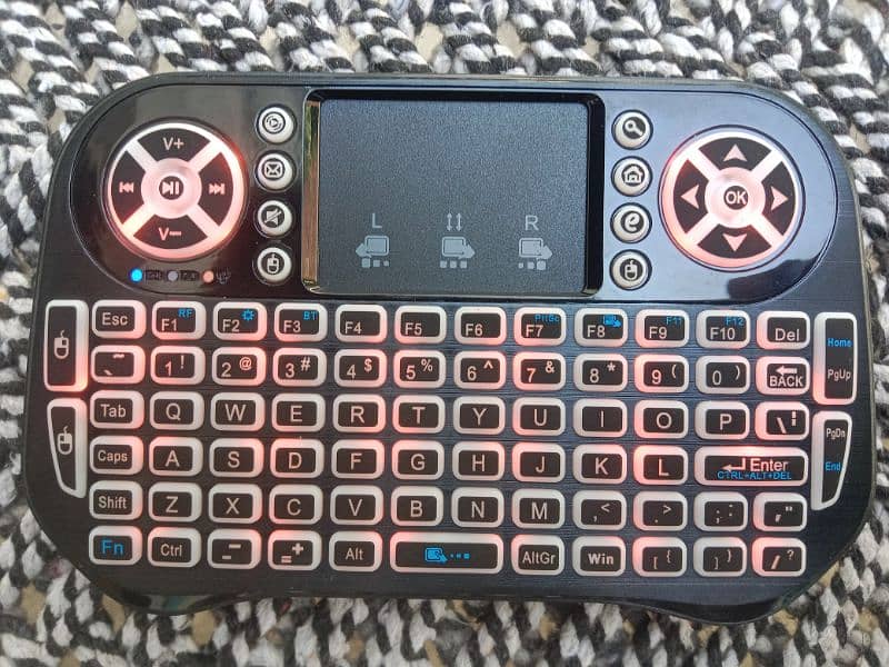 Bluetooth RGB lights Mini Keyboard 1