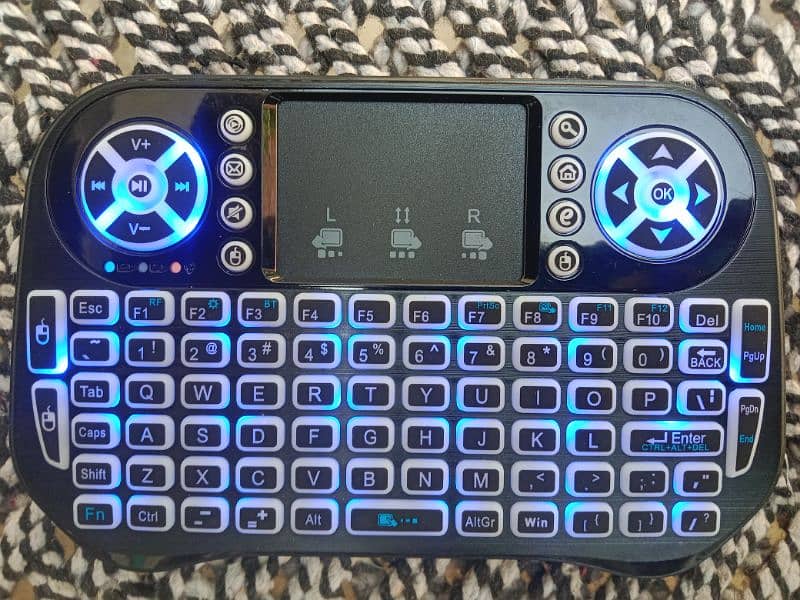 Bluetooth RGB lights Mini Keyboard 3