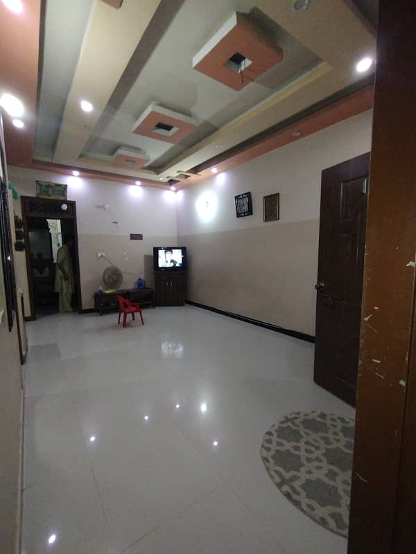 Sub Leased 3 Bed Drawing Lounge For sale in Nazimabad 3