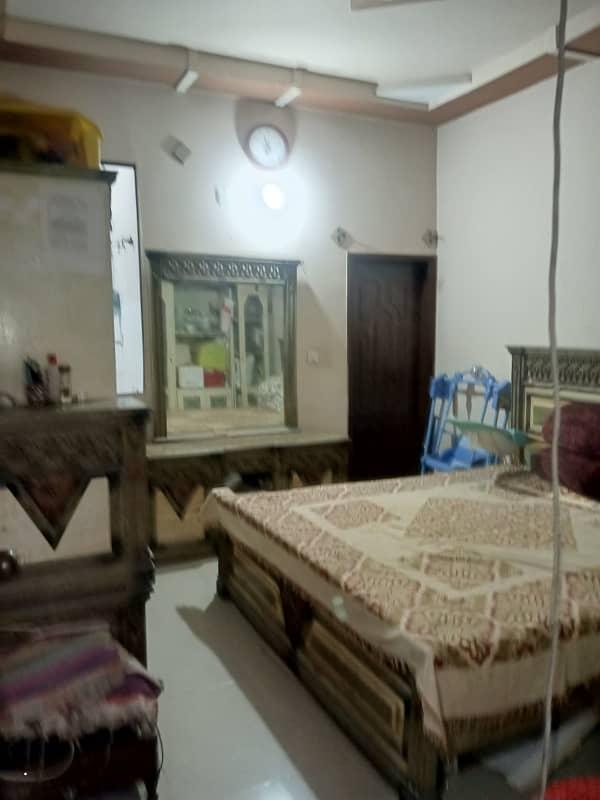 Sub Leased 3 Bed Drawing Lounge For sale in Nazimabad 10