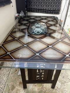 Glass Dining table for sell without Chairs