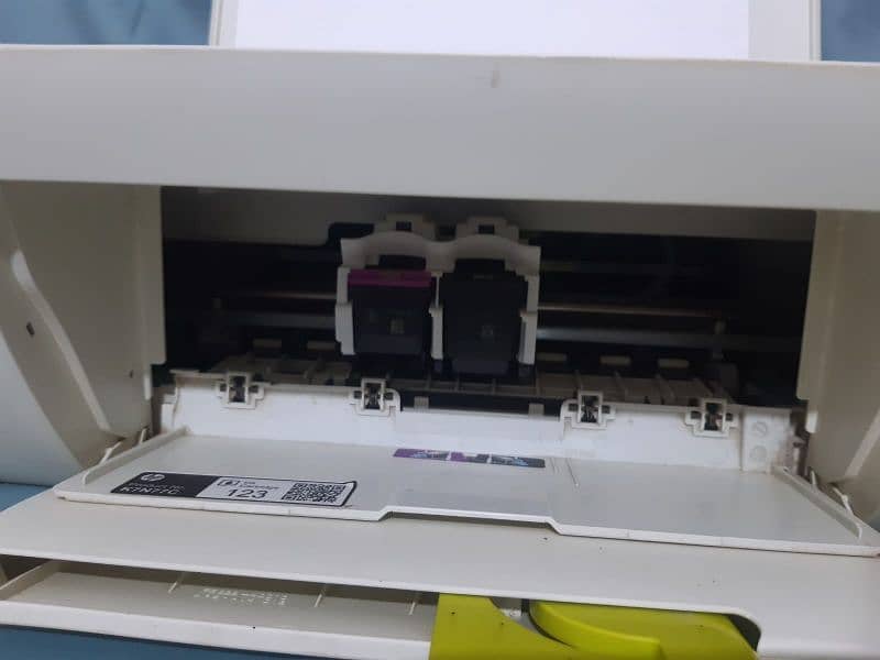 HP DESKJET 2130 1