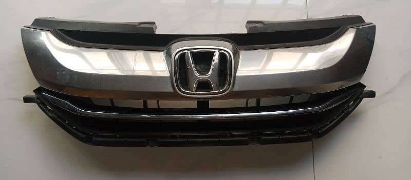 Honda Grace Front Grill 0