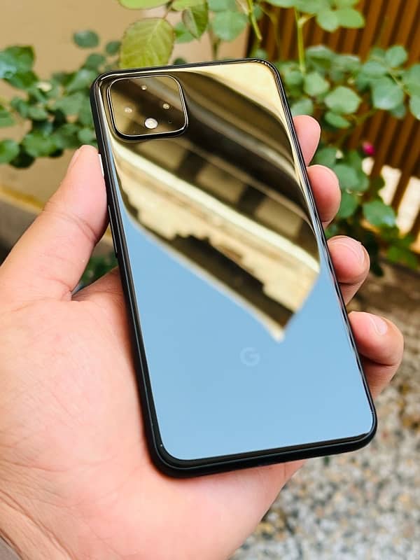 Google Pixel 4 3