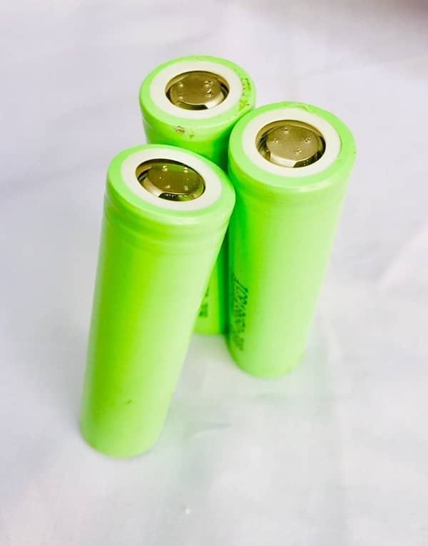 lithium ion battery 2500/1800 mah 8