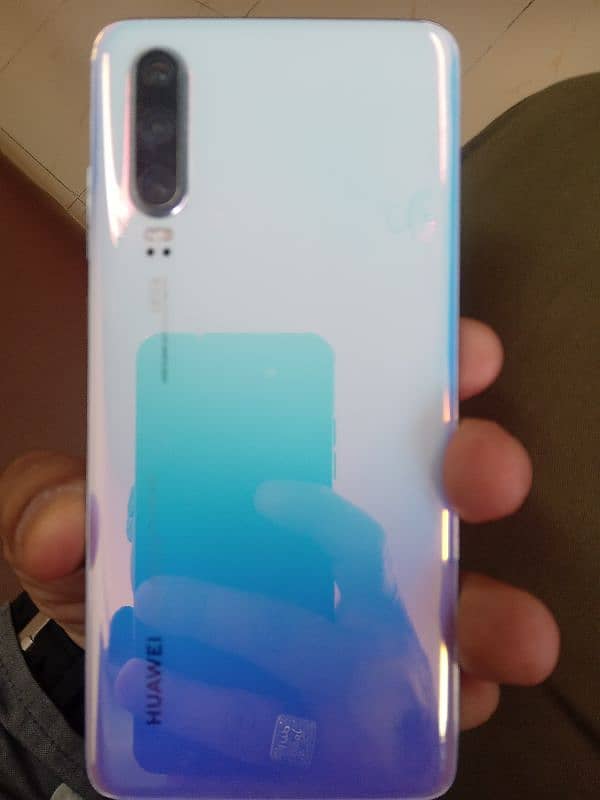 HUAWEI P30 NON PTA excellent condition scratchless set 1