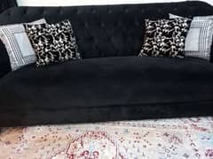 3 seater sofa in brand new condition