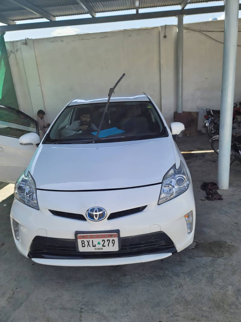 orginal prius 2013 model full options . 22 Quetta auctions 1