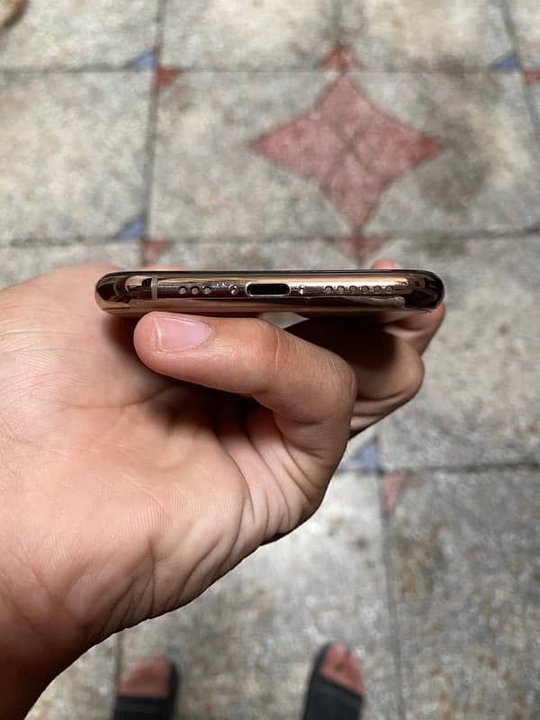 iPhone xs Non pta Factry unlok 6