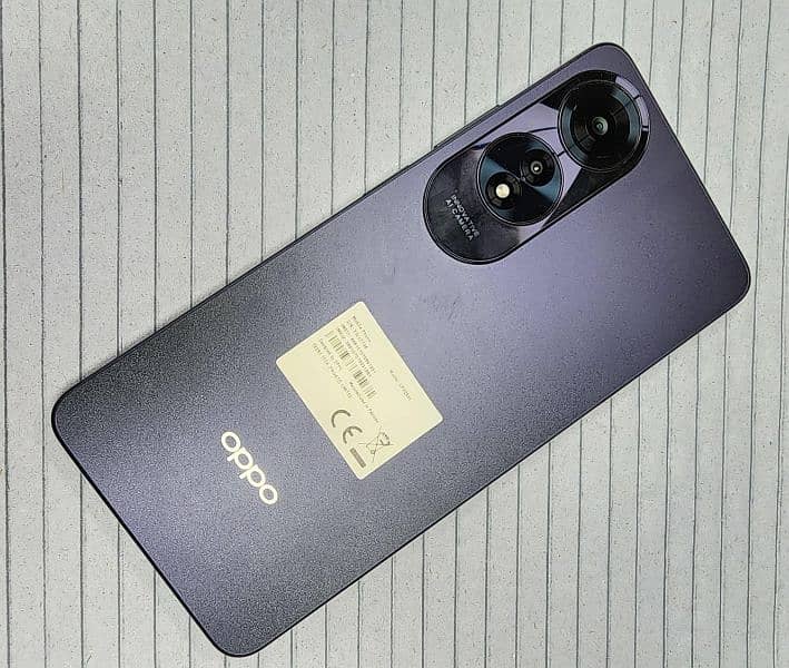 Oppo a60 8/256 0