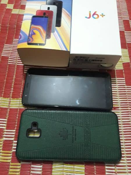 Samsung galaxy J6 +,Complete box,(03165859104),Ram 3gb,Memry 32gb 1