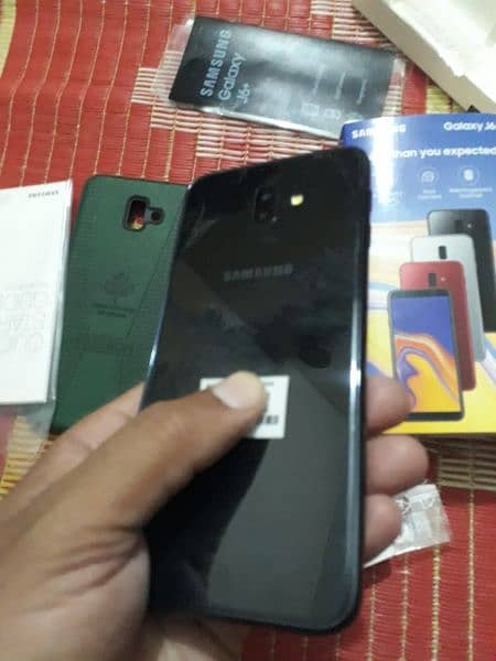 Samsung galaxy J6 +,Complete box,(03165859104),Ram 3gb,Memry 32gb 16