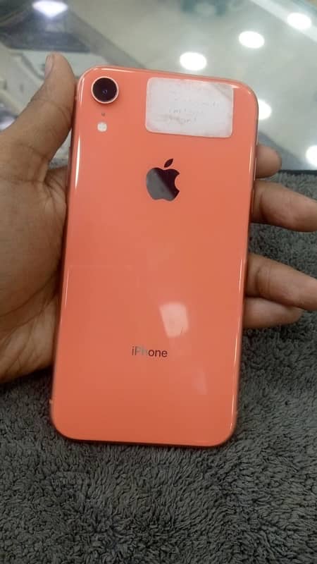 Iphone xr 64gb and 256 gb Factory unlocked 3