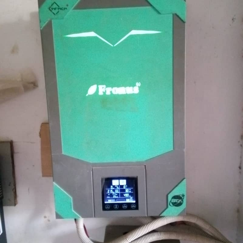 6 KW hibred inverter solar 1