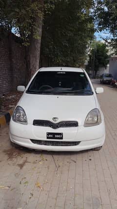 Toyota Vitz 2001 0