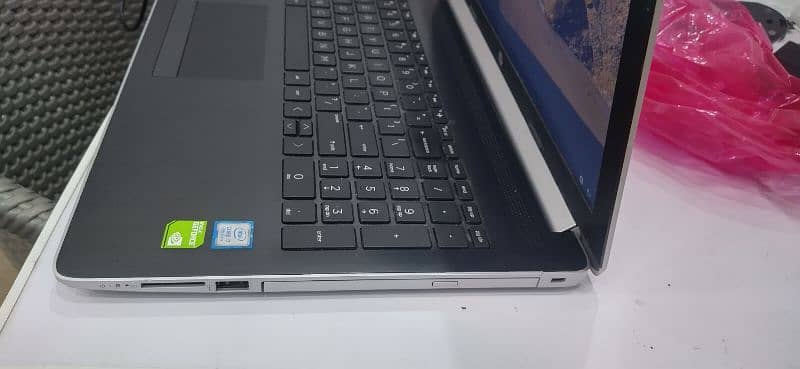 HP Laptop Core i7 8th Gen ( 4GB Graphics Card) 5