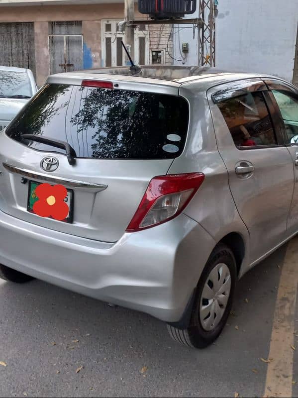 Toyota Vitz 2015 1