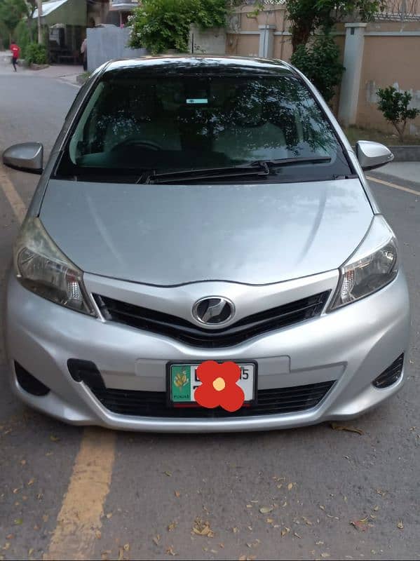 Toyota Vitz 2015 5