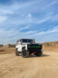 Land Rover Defender 1990 0