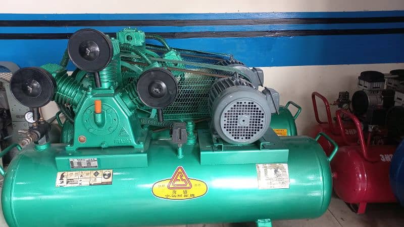 Decent Air Compressor  All types of Air Compressor available & parts 1