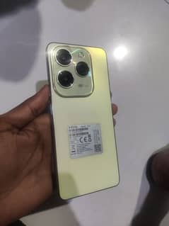 Infinix hot 40