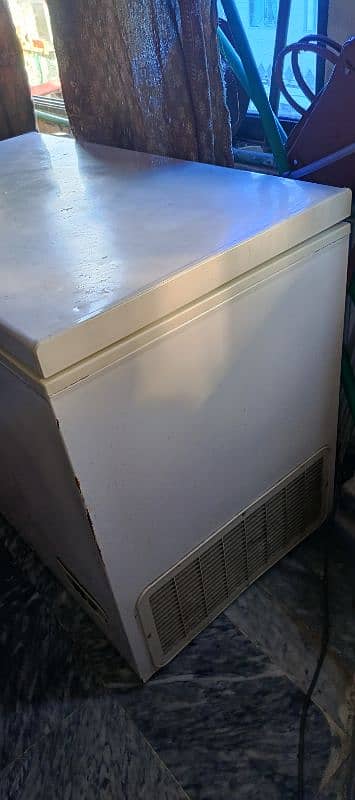 Dawlance Refrigerator For Sale 4