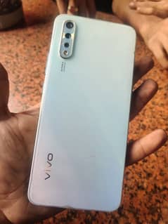 vivo s1