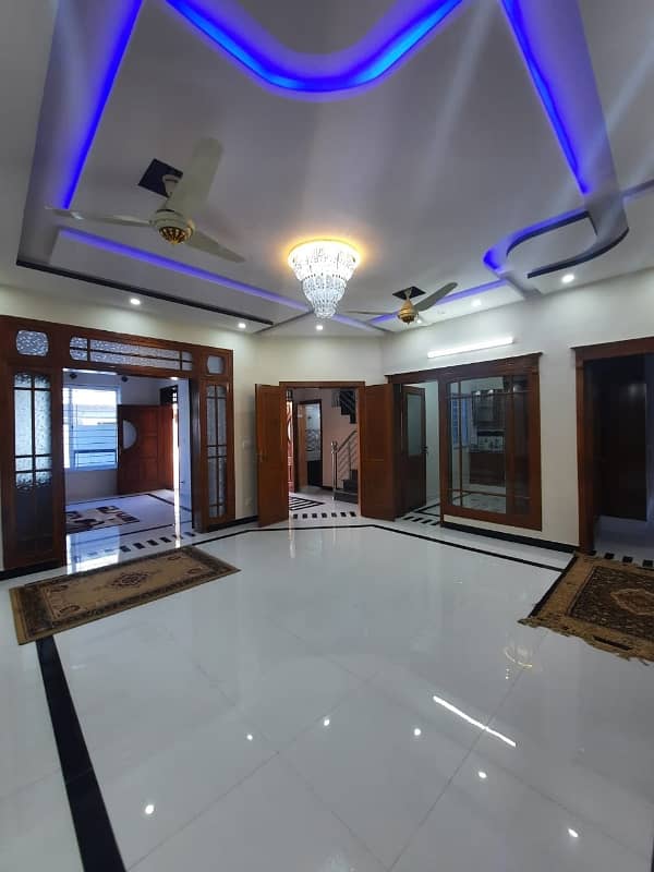 14 Marlas Tile Flooring House Available For Rent In G-13 1