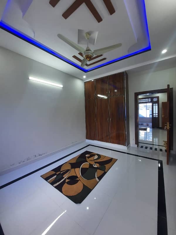 14 Marlas Tile Flooring House Available For Rent In G-13 8