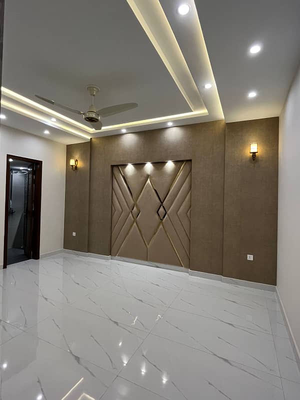 10 Marla Luxury Brand New Modren Style House Available For Sale In janipar Block Sector C Bahria Town Lahore 7