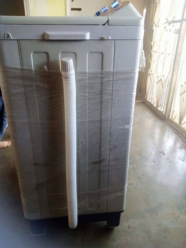 Washing Machine+Dryer 4 Urgent Sell. . . 4