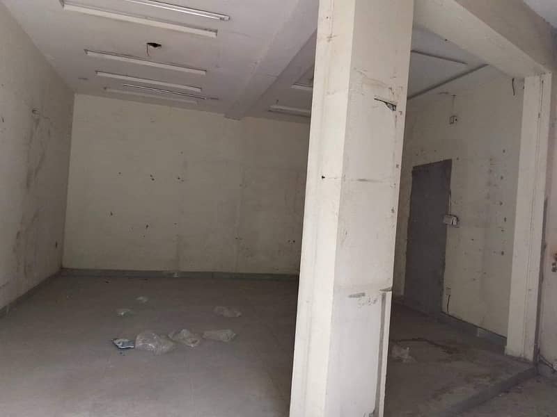 Ground hall shop for rent in johar town very rushi area hot location best for 1