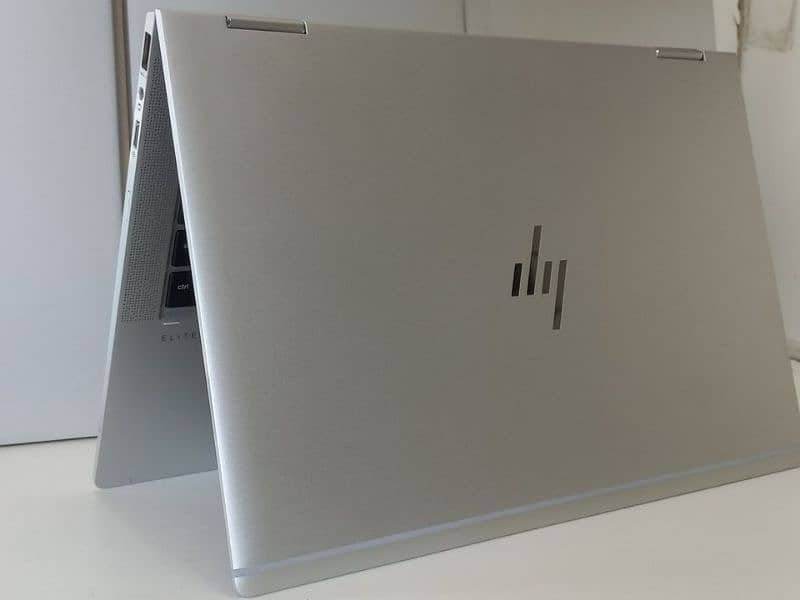 HP EliteBook 1030 G3 2