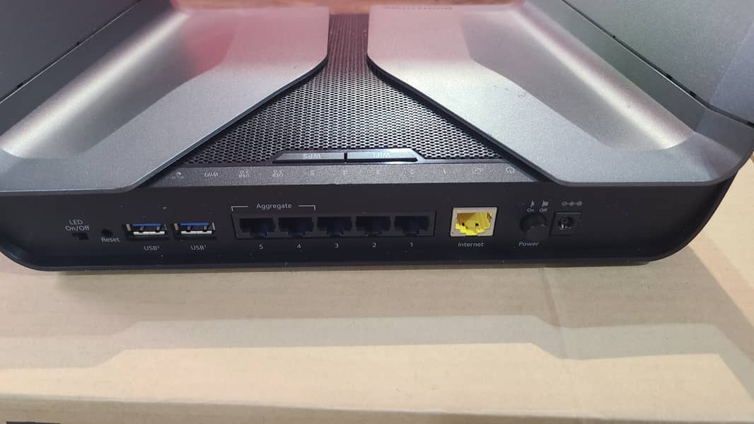 Netgear Nighthawk AX6000 WiFi 6 AX8 (RAX80) Branded Used (With Box) 8