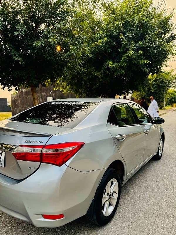 Toyota Corolla GLI 2015 7