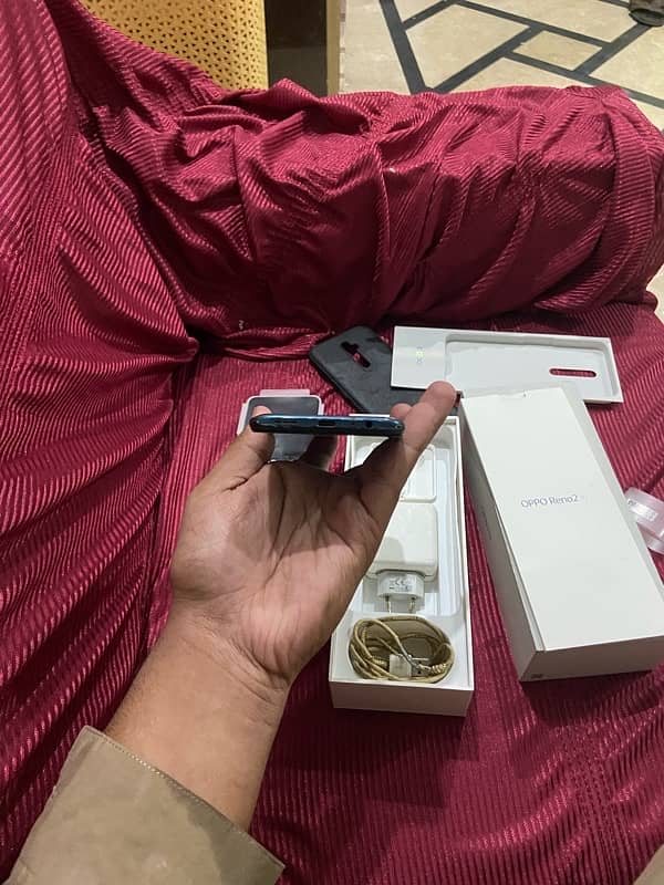 Oppo reno 2f penel band hai back bi break 0