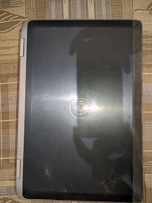 Dell Latitude e6430 i5 3rd gen with 250gb hard. 4